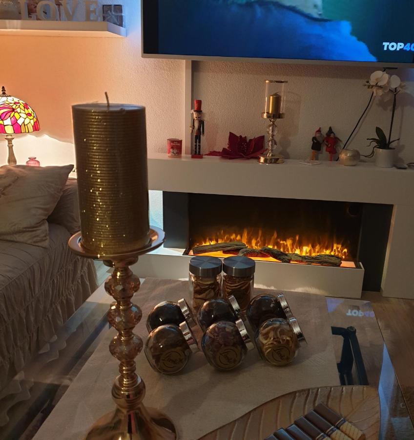 Apartmani Mlikotic Dugi Rat Exteriör bild